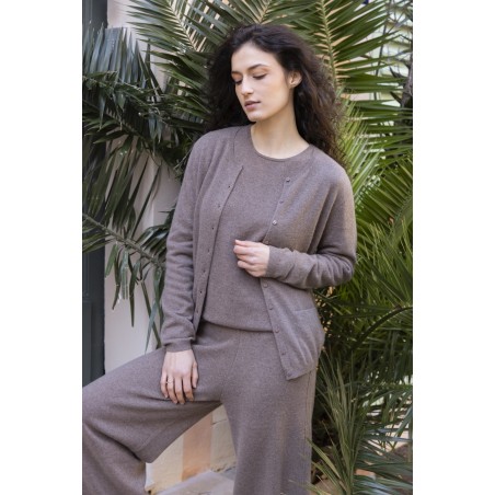 Pull droit ras du cou