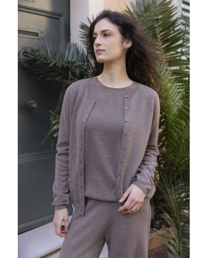 Pull droit ras du cou